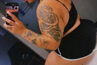 NEW IN TOWN 😘👀💜Dont Miss Out 2 Girl Available 😮‍💨🥰😍😆 - Image 2