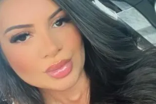 Looking 4 Sum face paint & My Throat & Pussy is ready for some FUN🥳 - Image 4